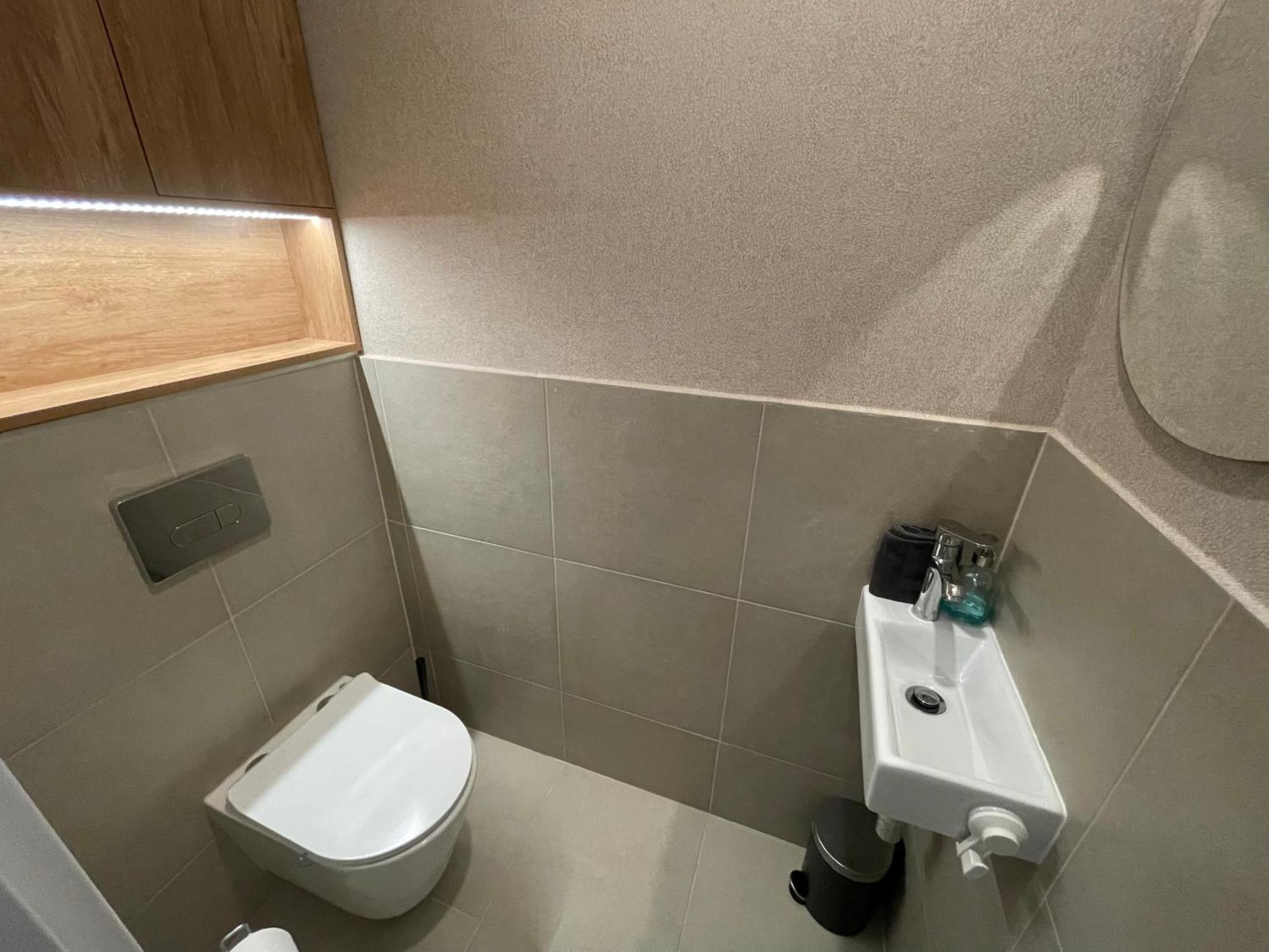 Center 4! Modern And Cozy 3br In Center! Budapesta