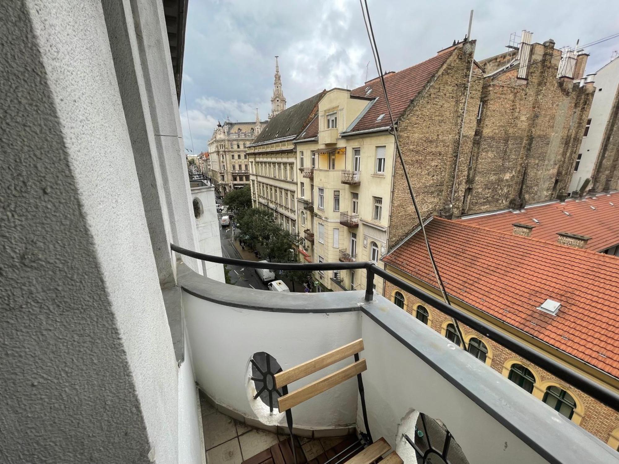 Center 4! Modern And Cozy 3br In Center! Budapesta